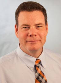bio_pic_grant.jpg